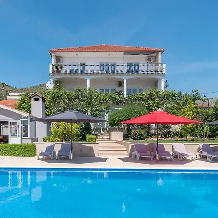 Apartment Soric Trogir Exterior photo