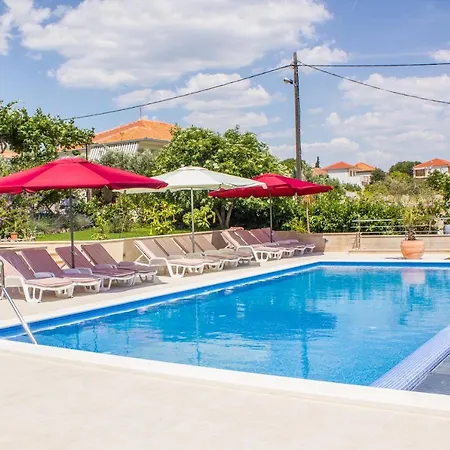 Apartment Soric Trogir Exterior photo