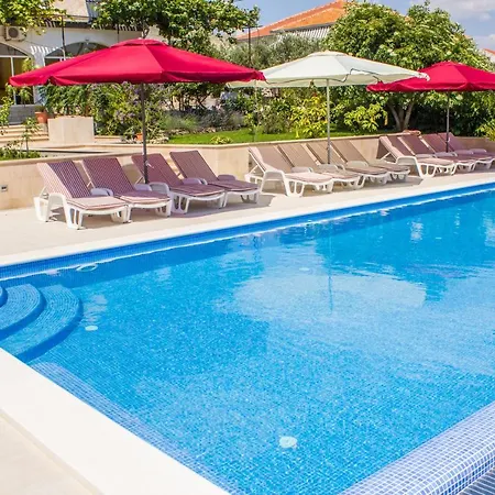 Apartment Soric Trogir Exterior photo