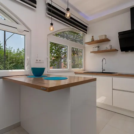 Apartment Soric Trogir Exterior photo