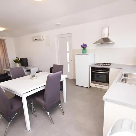 Apartment Soric Trogir Exterior photo